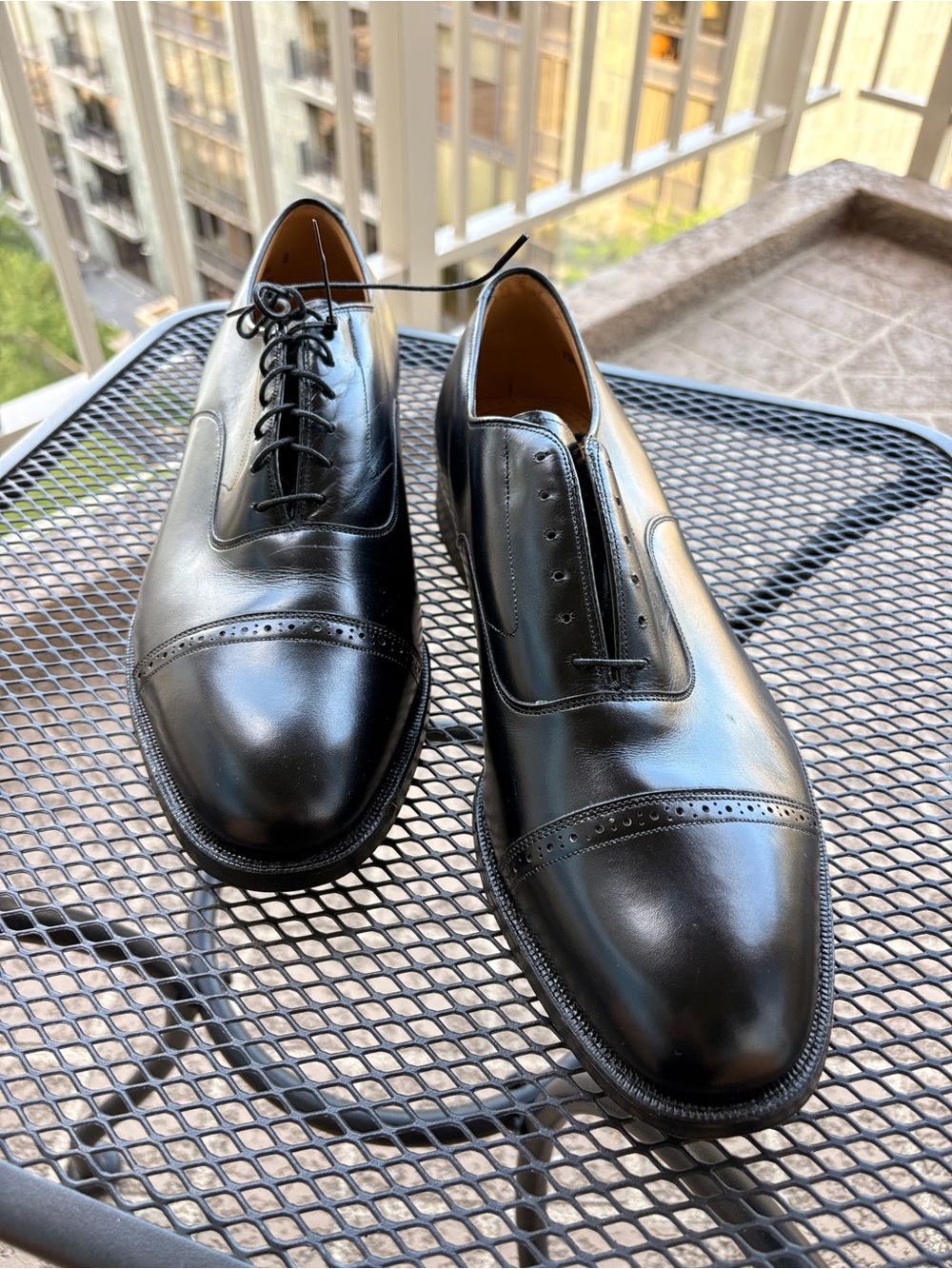 Johnston & Murphy Aristocraft Black Leather Perforated Oxford Mens Size 10.5 D
